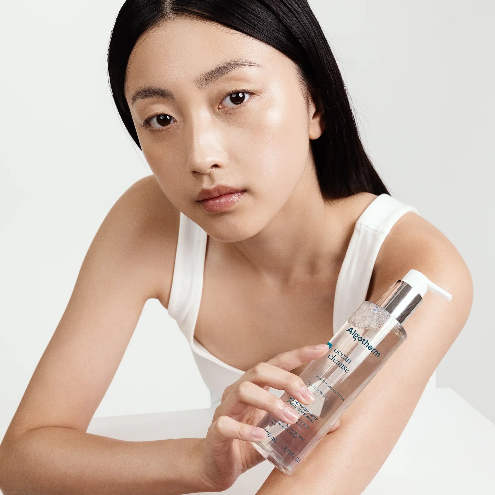 Comment nettoyer une peau grasse ?